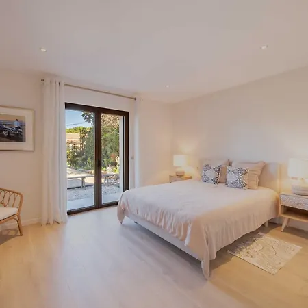 Villa A C - 8bdr 17p - Swimming Pool
