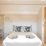 A C - 8bdr 17p - Swimming Pool Villa